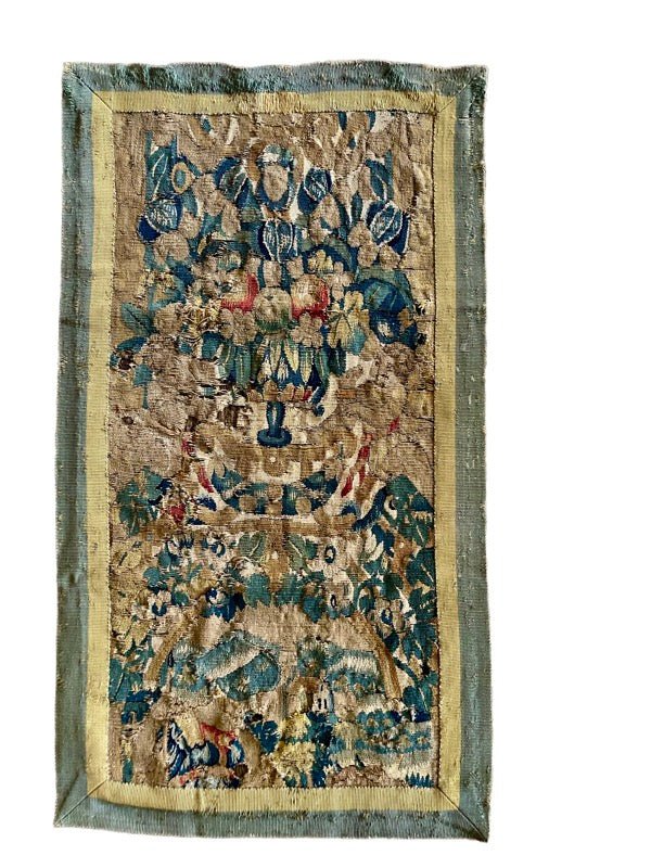 17TH CENTURY FLEMISH TAPESTRY PANEL