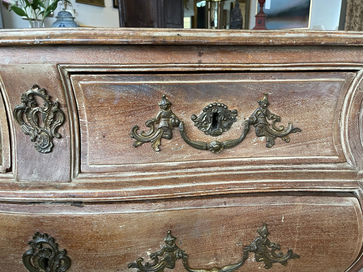 18th Century French Louis XV Bombe Commode - Helen Storey Antiques