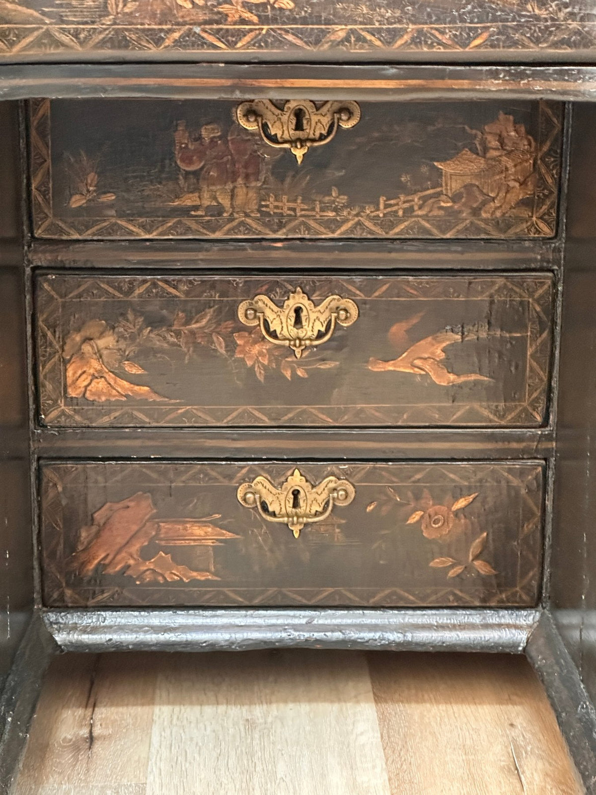 18th Century French Louis XV Chinoiserie Desk - Helen Storey Antiques