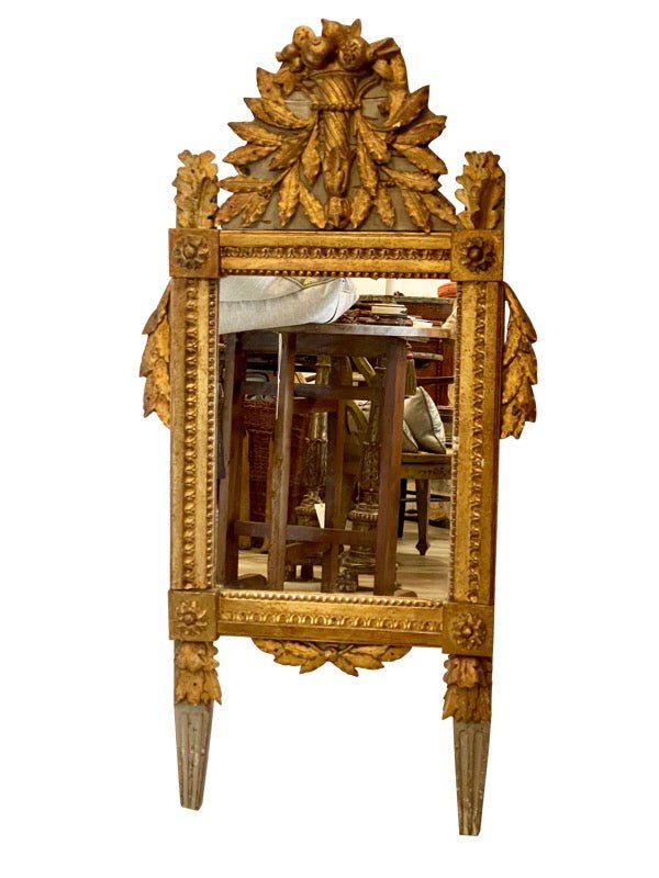 18TH CENTURY FRENCH PROVINCIAL CARVED & GILDED MIRROR