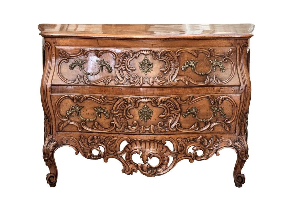 18th Century French Walnut Commode Louise XV - Helen Storey Antiques