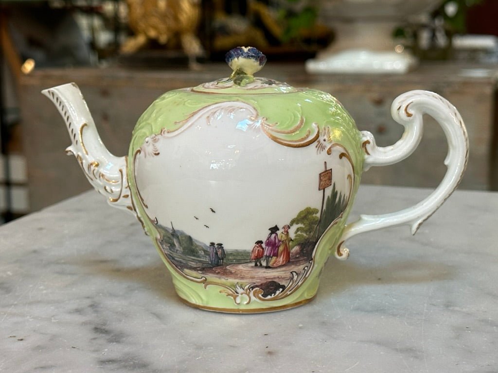 18th Century German Decorated Meissen Teapot - Helen Storey Antiques