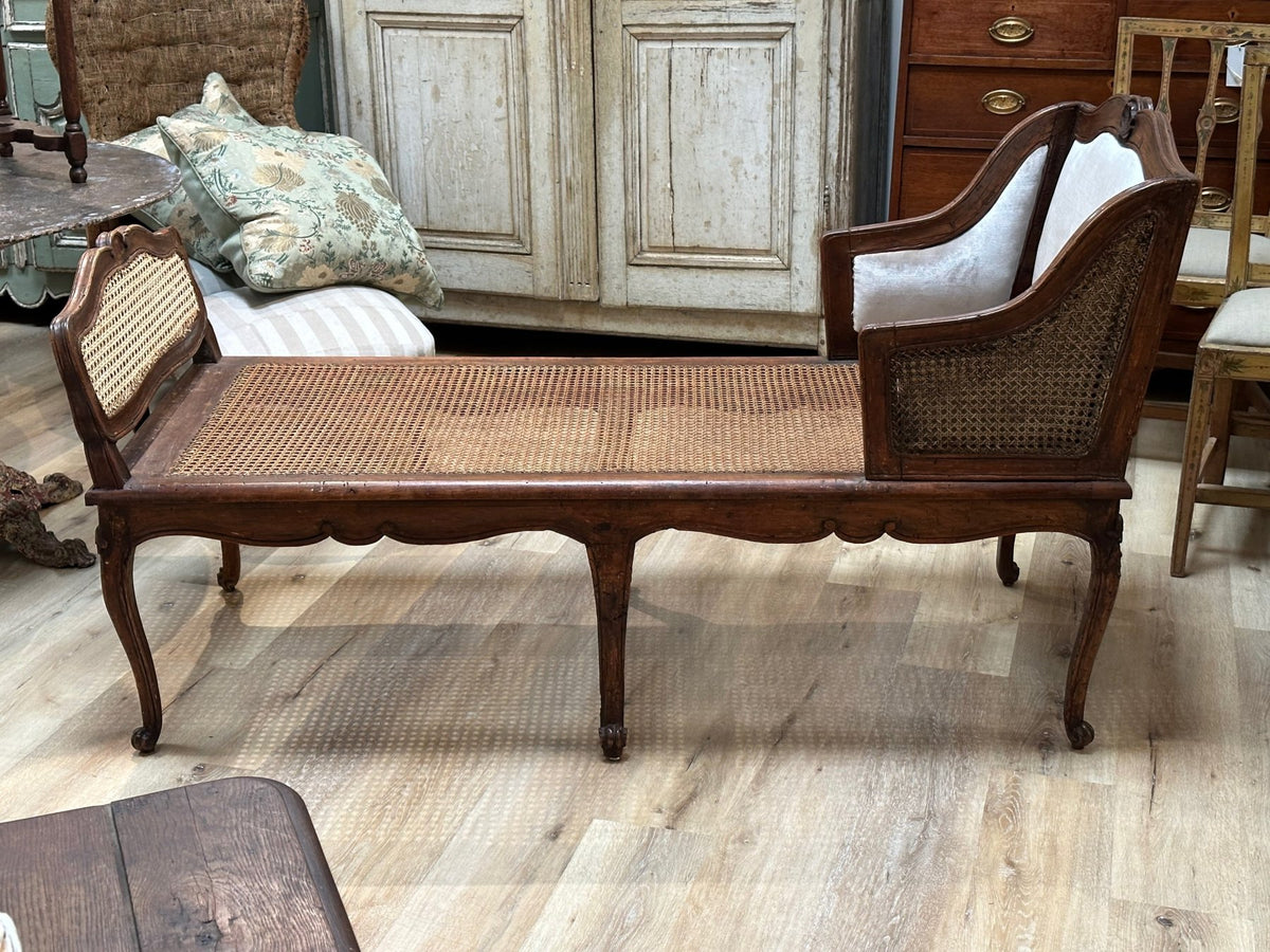 18th century Italian Lit de Repos in Walnut and Cane - Helen Storey Antiques