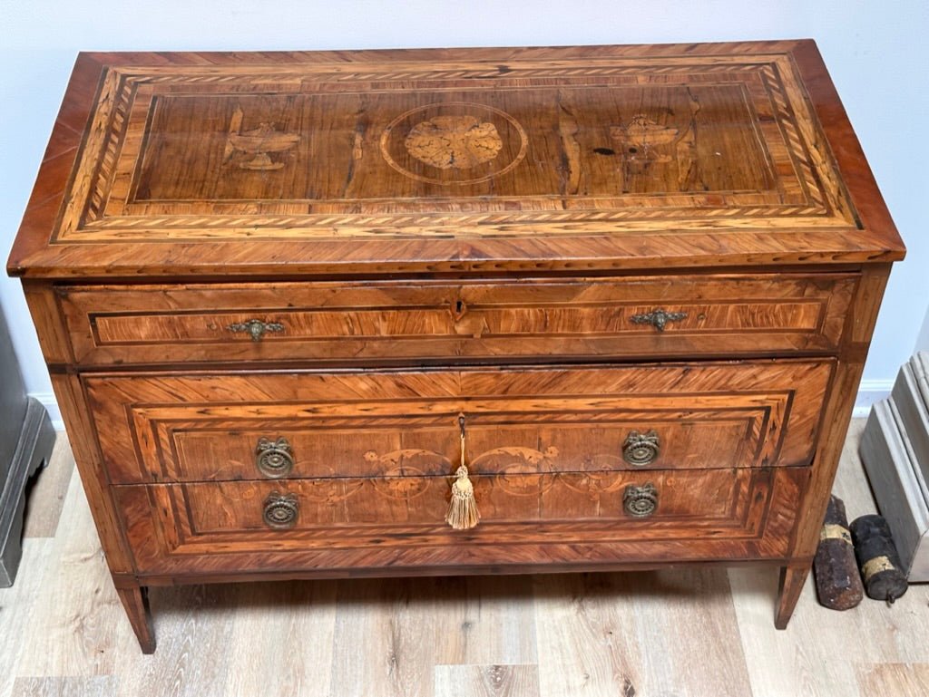 18th Century Northern Italian Neoclassical Chest of Drawers - Helen Storey Antiques