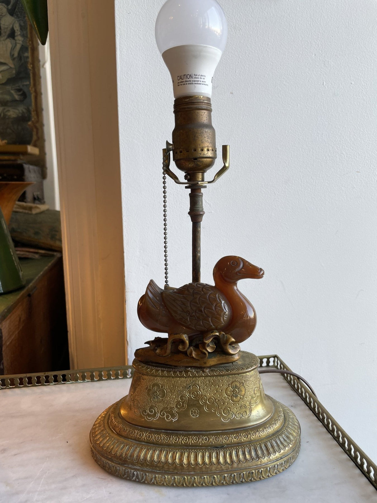 19TH CENTURY CHINESE CARVED AGATE DUCK MOUNTED AS A LAMP - Helen Storey Antiques