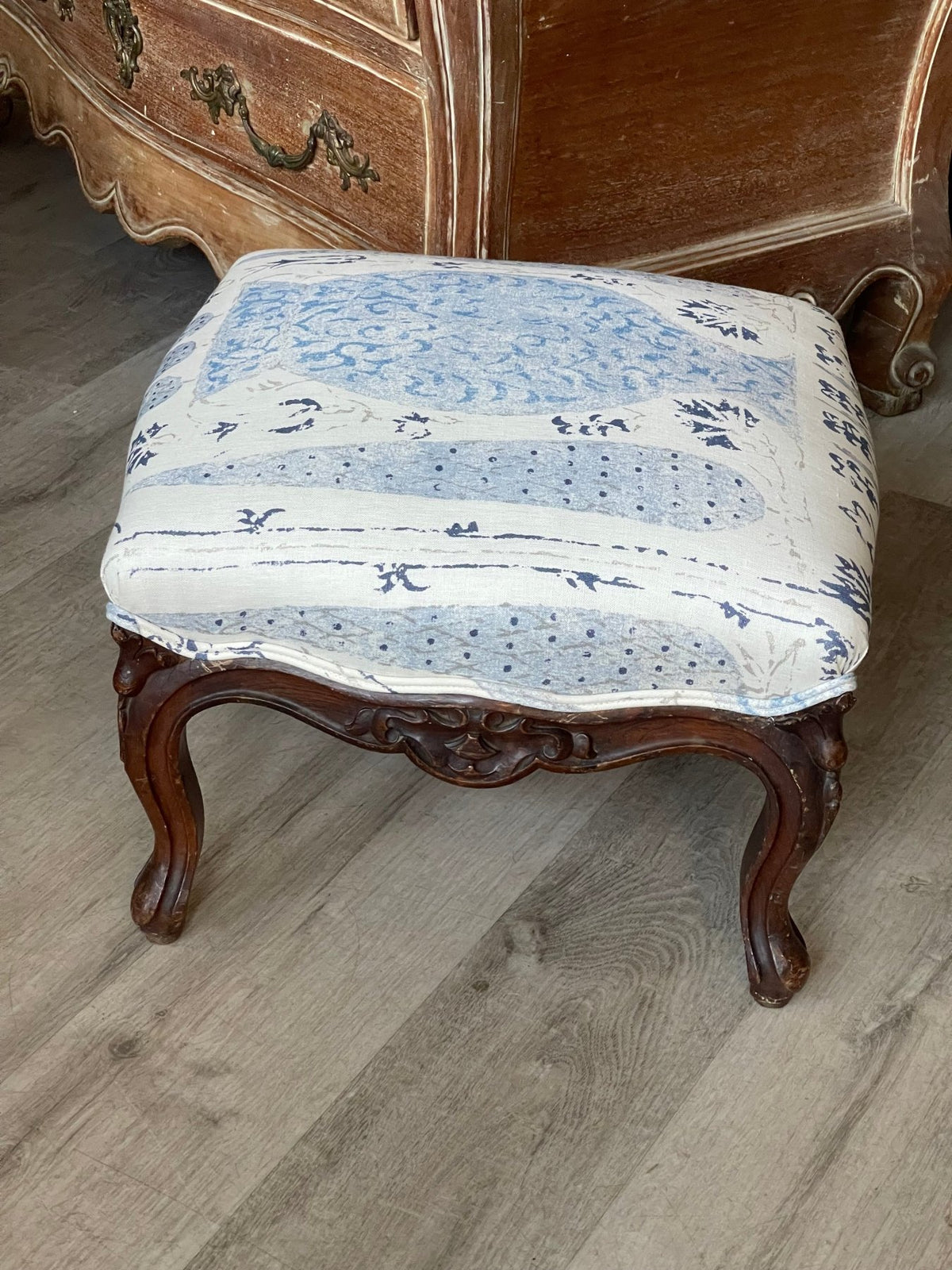 19TH CENTURY LOUIS XV FRENCH BEECHWOOD UPHOLSTERED STOOL - Helen Storey Antiques