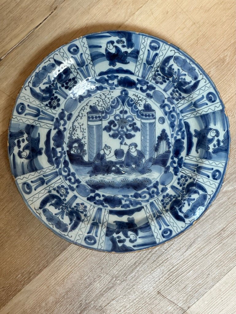 Dutch Delftware Wanli - Style Blue and White Charger, 17th Century. - Helen Storey Antiques