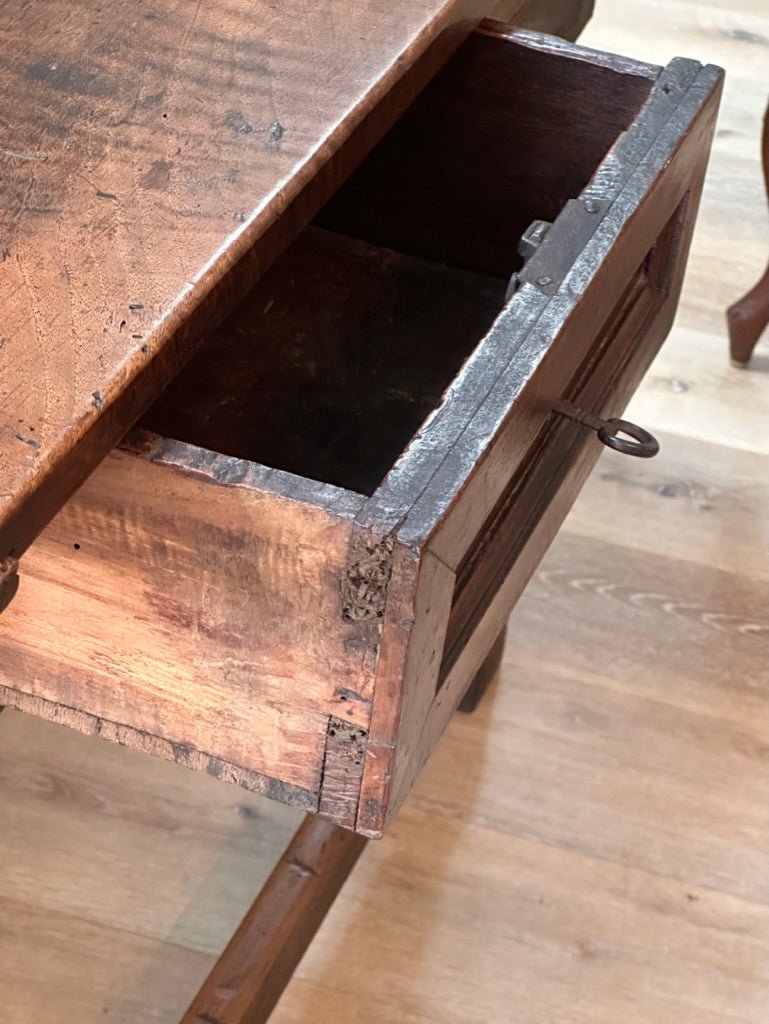 Fine 17th Century Italian Walnut Desk Tavern Table - Helen Storey Antiques