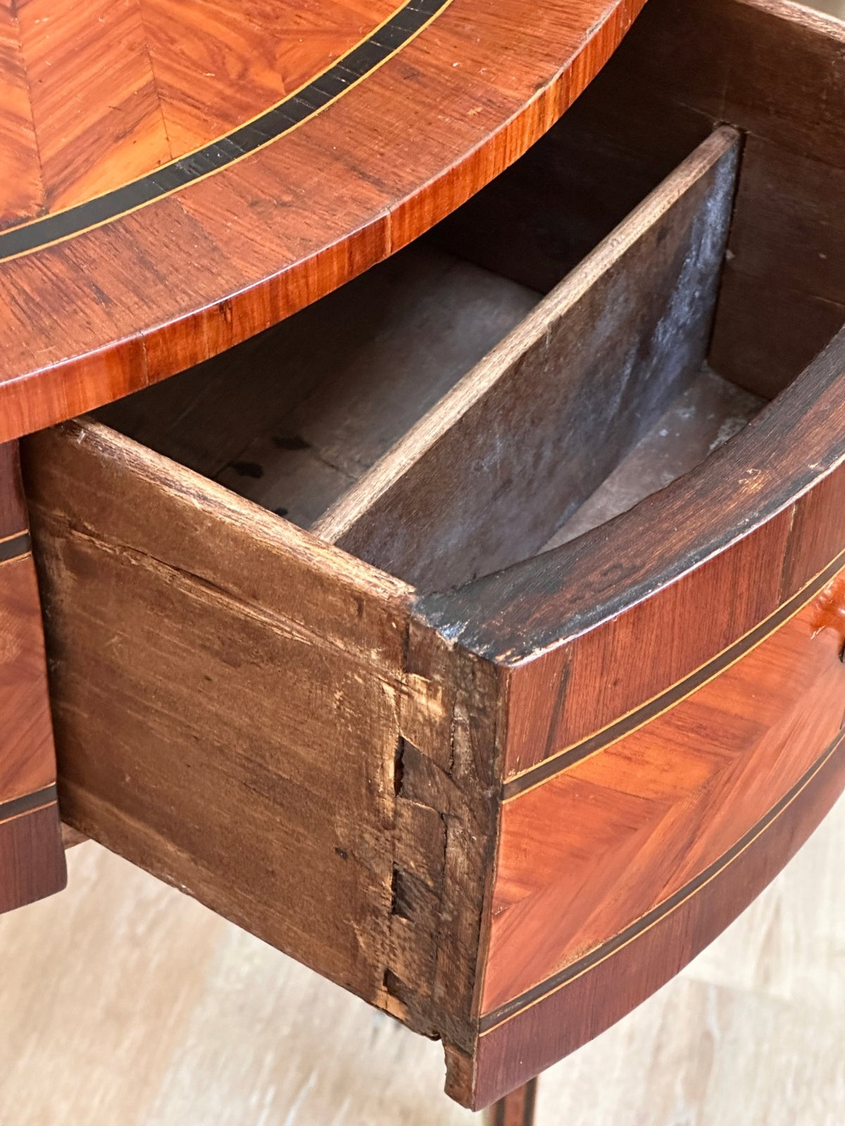 French 19th Century Oval Kingwood Parquetry Inlaid Side Table Bedel &amp; Cie - Helen Storey Antiques