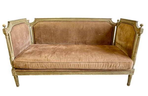 FRENCH PROVINCIAL DAYBED - Helen Storey Antiques