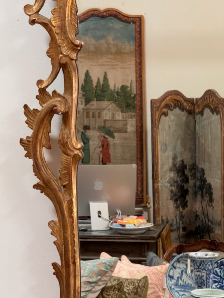 Georgian Mirror with bird crest, c. 1750 - Helen Storey Antiques