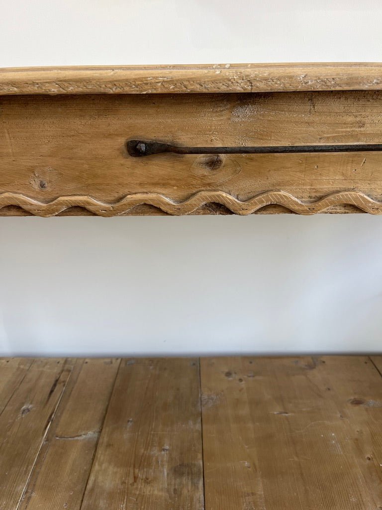 Italian Console Draper’s Table in Pine, Kitchen Island - Late 19th Century - Helen Storey Antiques