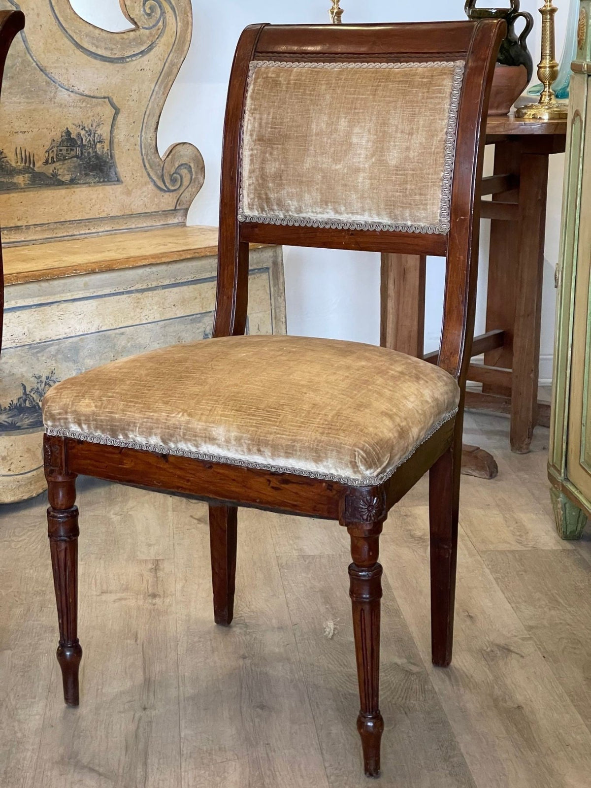 LATE 18TH - EARLY 19TH CENTURY PAIR OF FRENCH DIRECTOIRE MAHOGANY SIDE CHAIRS - Helen Storey Antiques