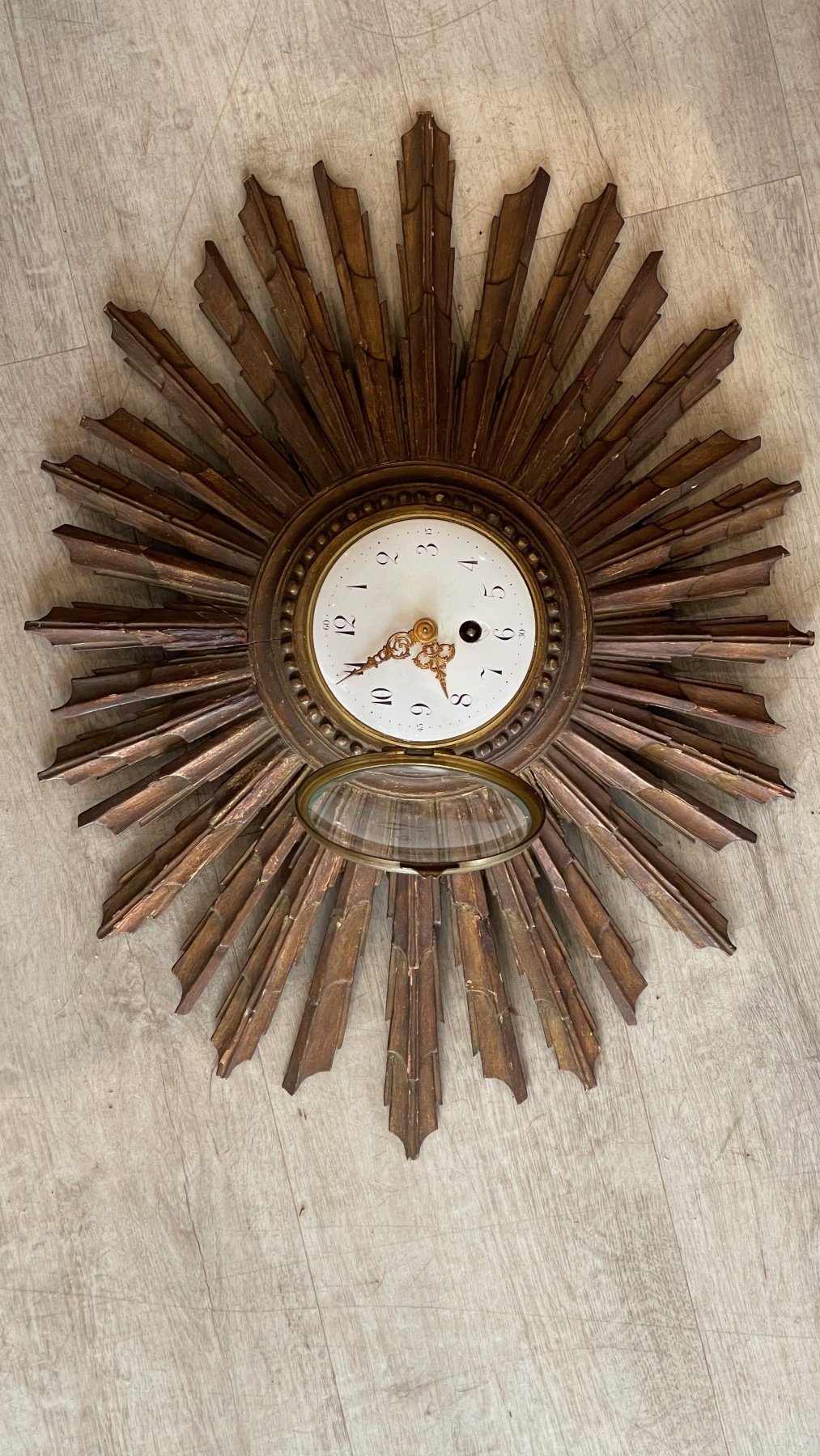 LATE 19TH - EARLY 20TH CENTURY FRENCH SUNBURST CLOCK - Helen Storey Antiques