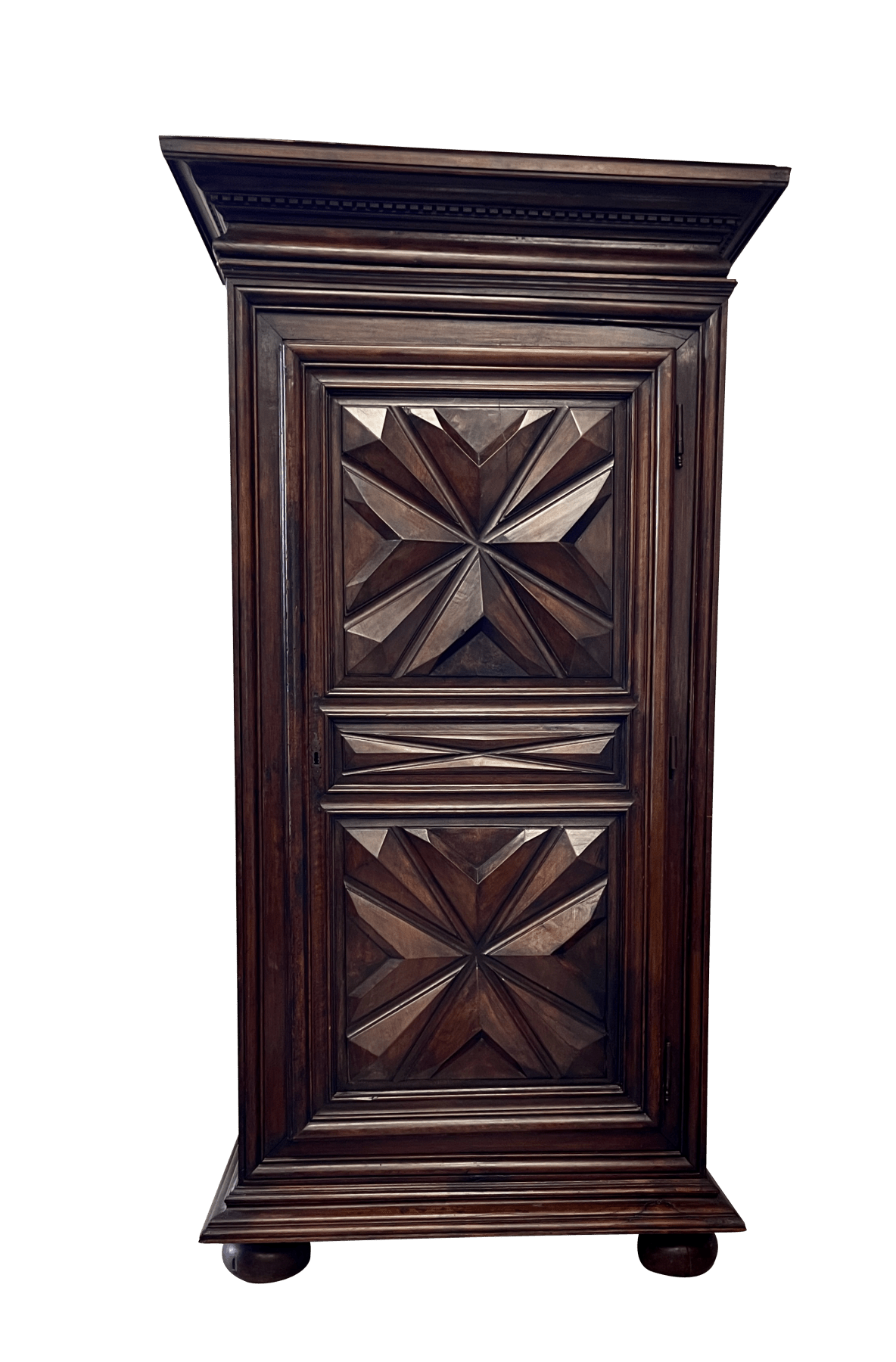 Louis XIV, 17th Century French small armoire - Homme - debout - Helen Storey Antiques