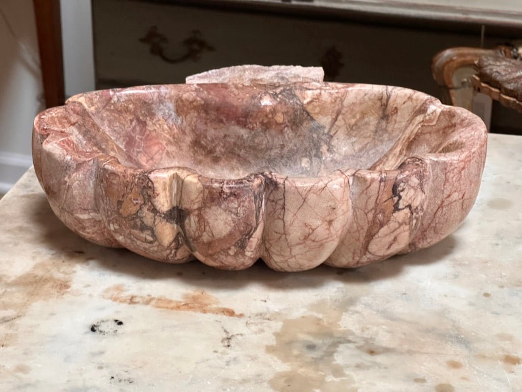 Lovely Italian Shell - Form Blush Marble Font - Helen Storey Antiques