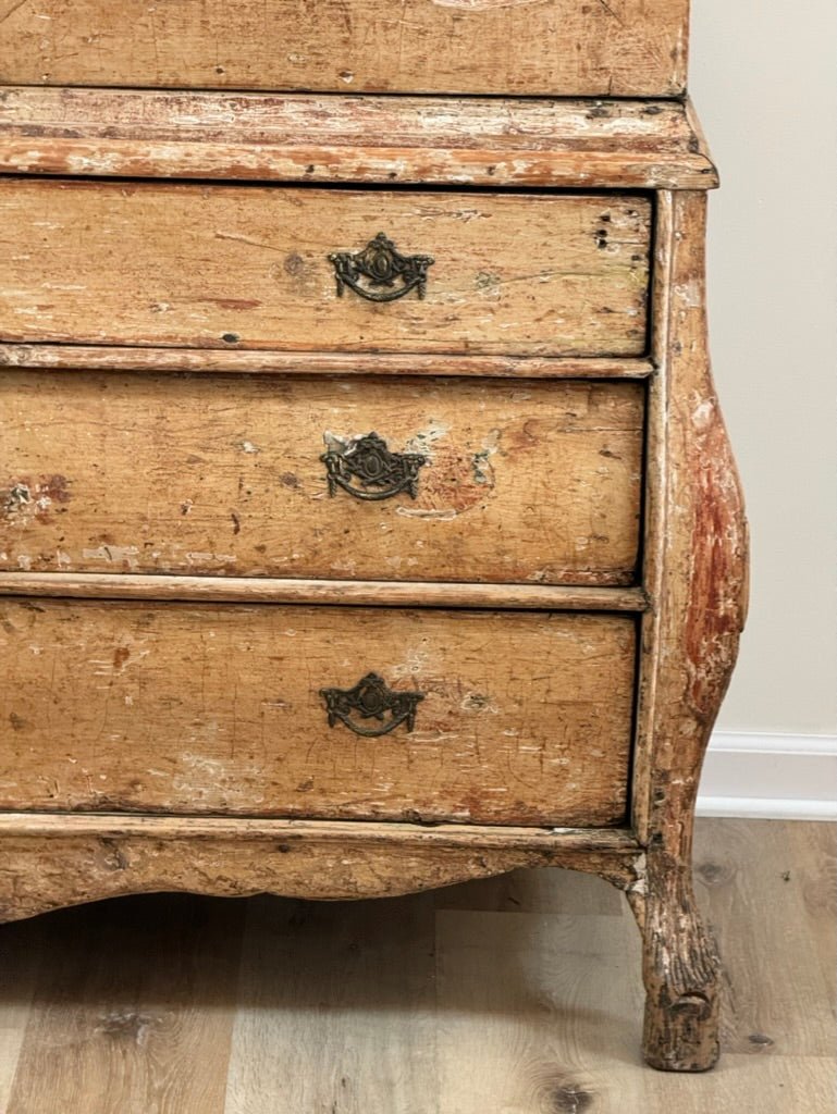 Mid - 18th Century Dutch cabinet, C. 1740, Smaller proportions, hand - scraped finish - Helen Storey Antiques