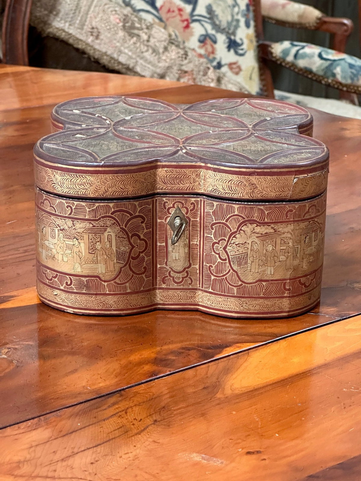 Rare Quatrefoil Chinese Export Tea Caddy, 19th Century - Helen Storey Antiques