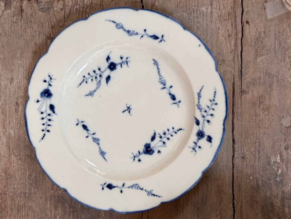 Set of 14 French 18th Century Porcelain Chantilly Blue Spring Plates - Helen Storey Antiques