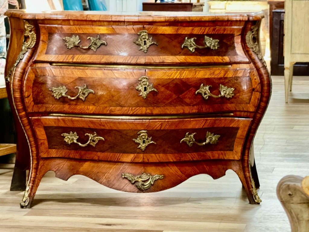 Swedish Rococo Three - Drawer Bombe Commode, 18th Century Gustavian - Helen Storey Antiques