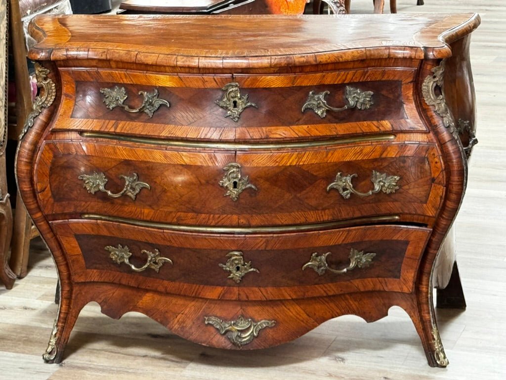 Swedish Rococo Three - Drawer Bombe Commode, 18th Century Gustavian - Helen Storey Antiques