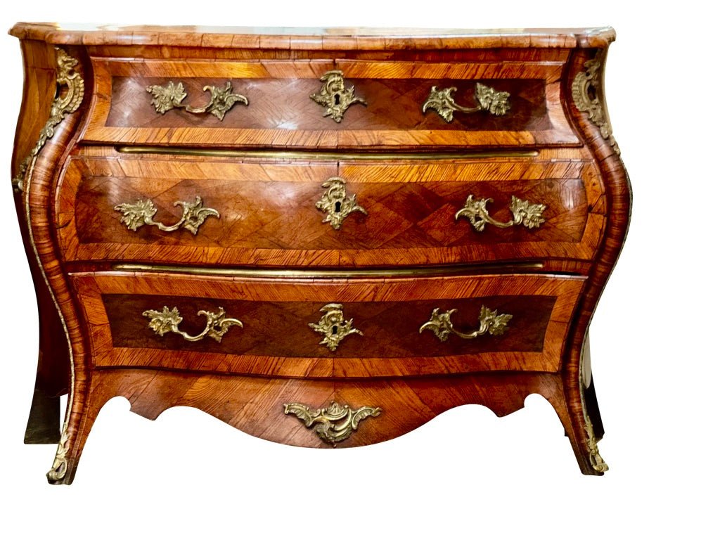 Swedish Rococo Three - Drawer Bombe Commode, 18th Century Gustavian - Helen Storey Antiques