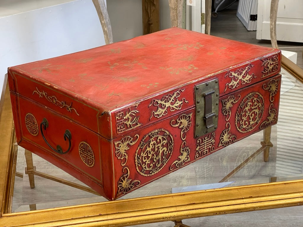 Late 18th Century Chinese Export leather covered wood trunk