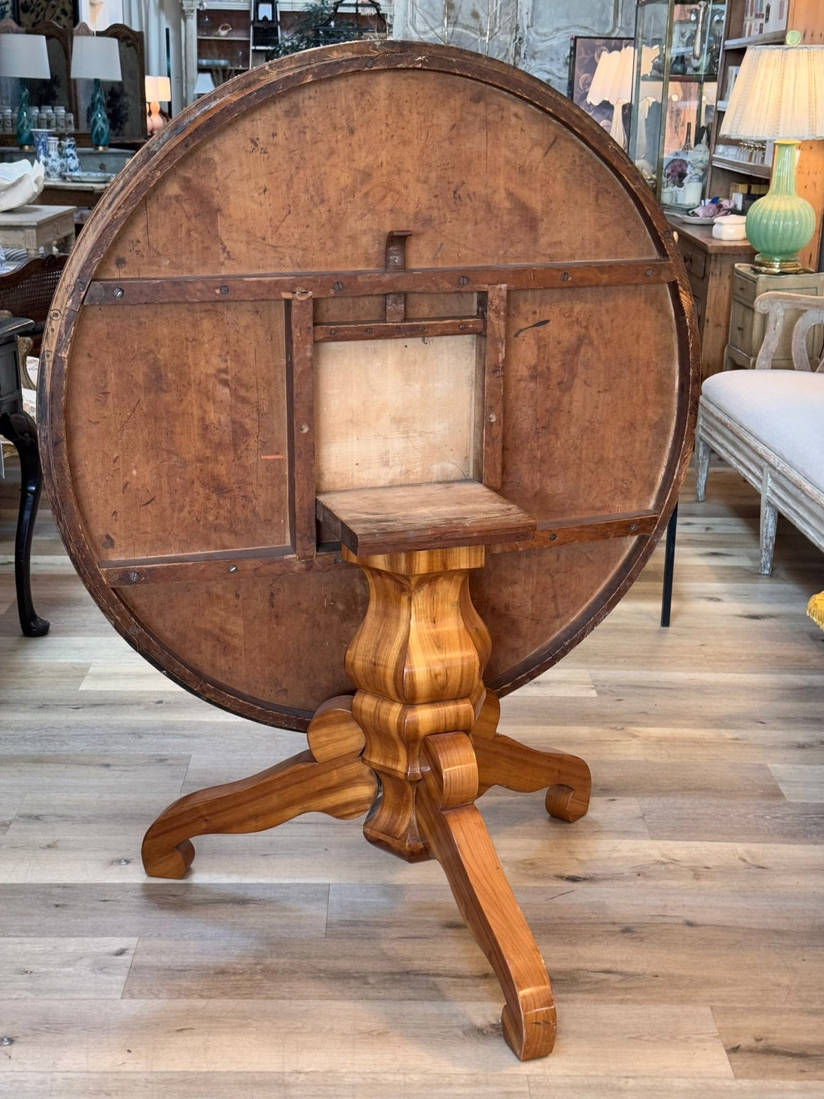 Round dining table, 19th Century Biedermeier - Helen Storey Antiques